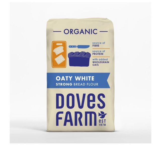 Doves Farm Organic Strong White Flour with Added Wholegrain Oats