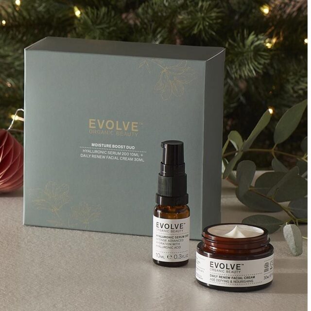 Evolve Organic Beauty Moisture Boost Duo Christmas Gift