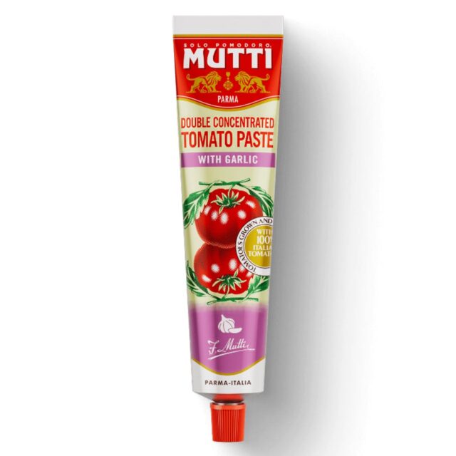 Mutti Double Concentrate Tomato Puree With Garlic